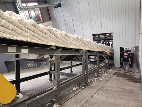 巖棉制品是怎樣生產(chǎn)出來的？其特點是什么？