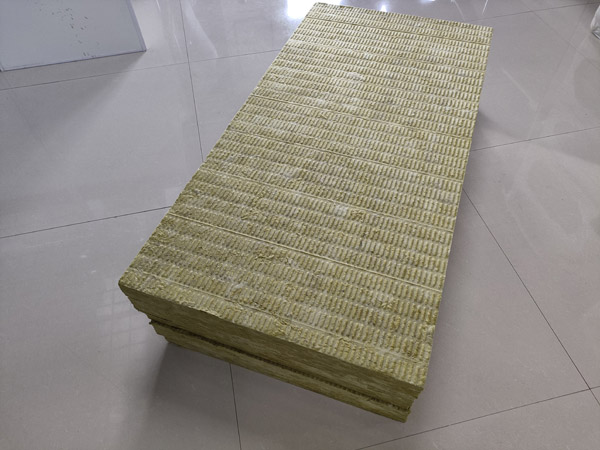 巖棉保溫板的密度與降低噪音之間有關聯嗎？