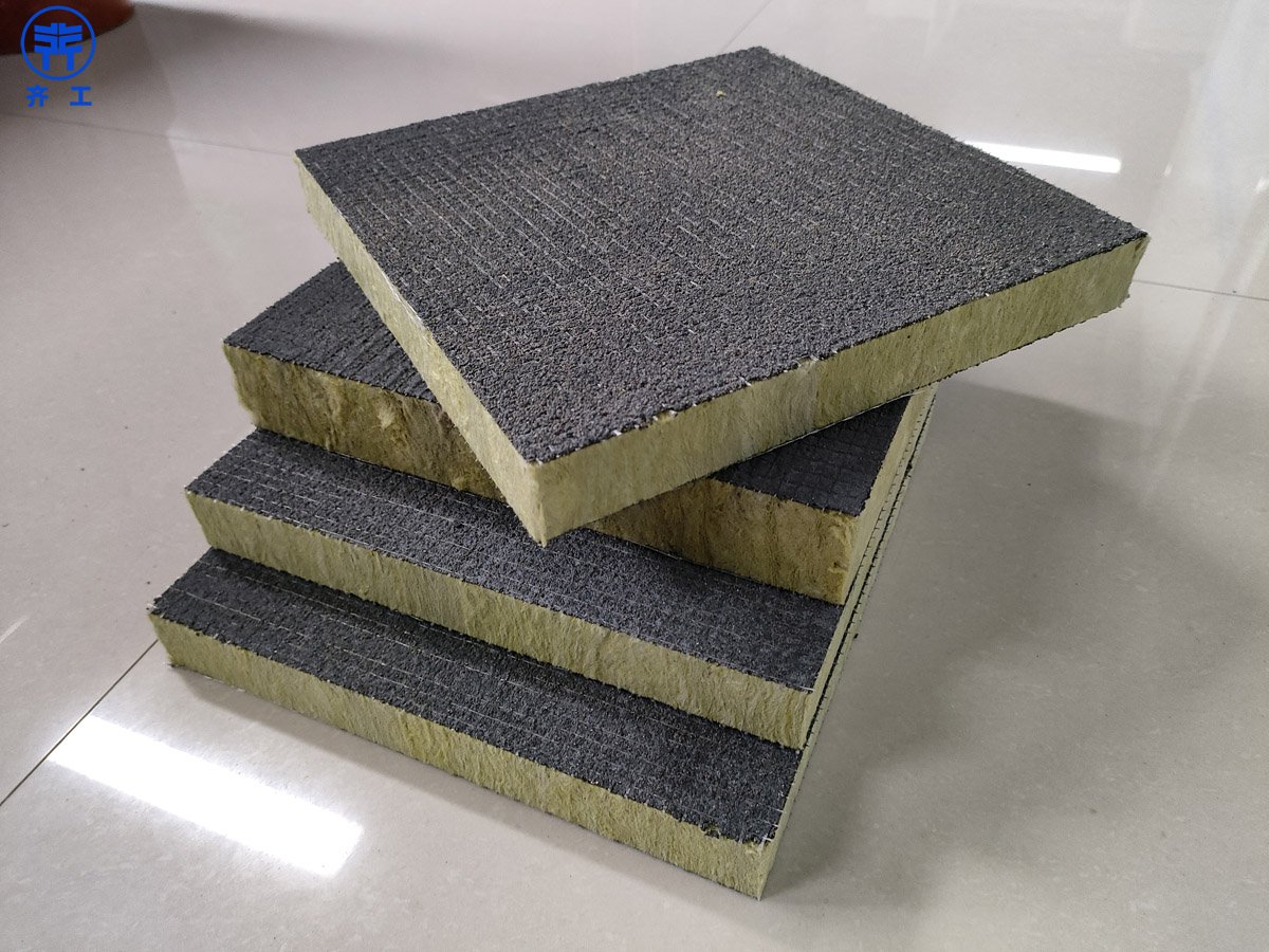 巖棉復合板墻板的優(yōu)點有哪些？