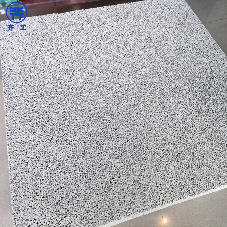 無機復(fù)合聚苯不燃保溫板是什么？